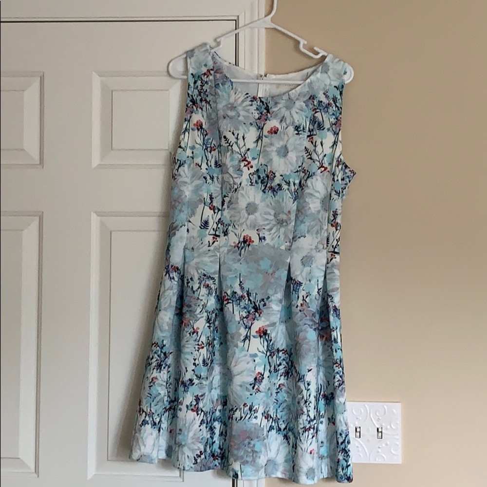 Luna Floral Dress